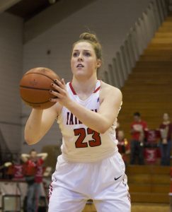 Senior Kelsey Carey recorded a double-double, recording 17 points to go along with 12 boards. Alfredo Torres/The Mirror