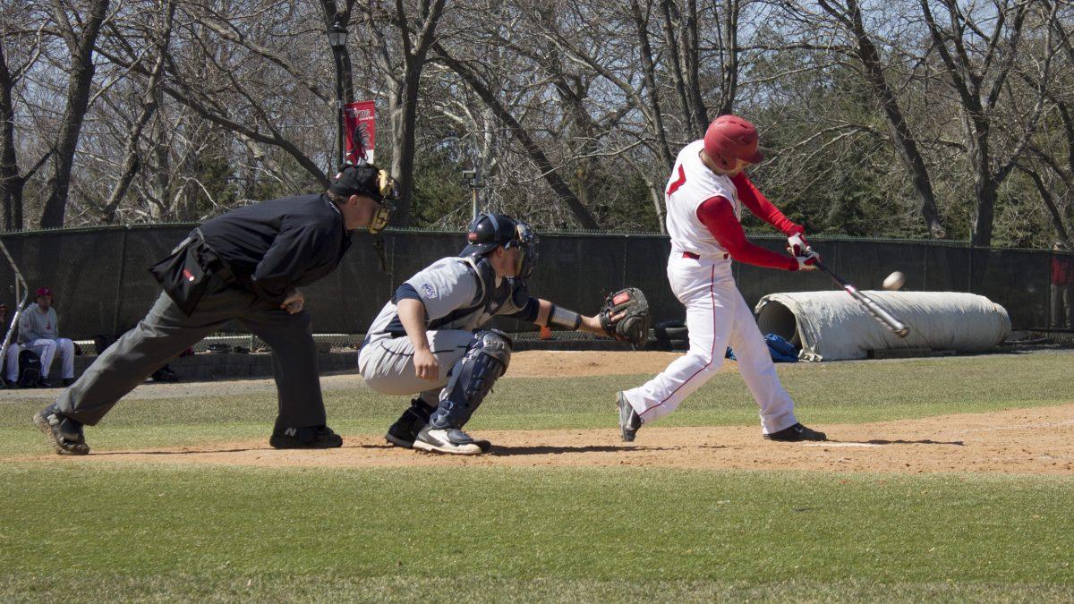 Baseball beats Canisius and takes series