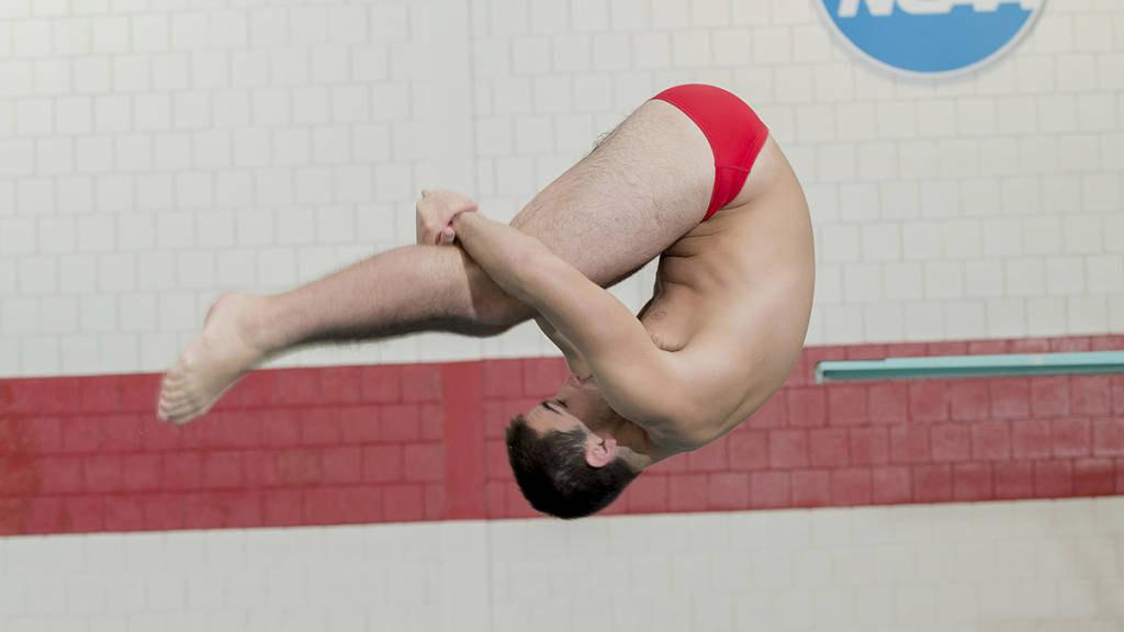 Pires makes a splash in the MAAC