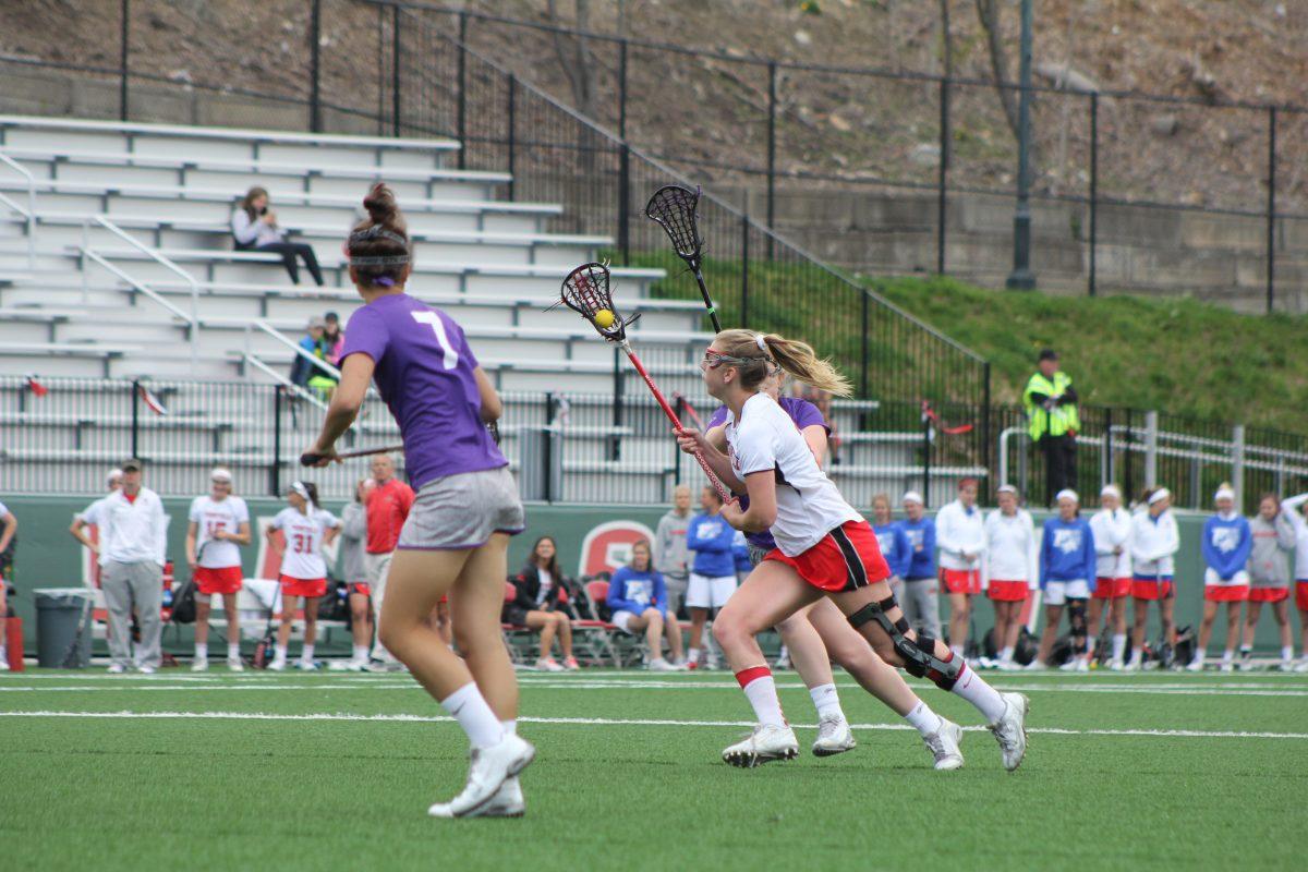 Stags frustrated by Niagara on Senior Day