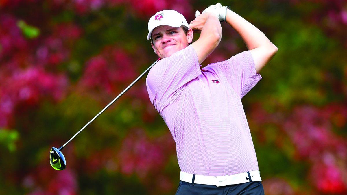 In their second tournament of the fall campaign, the men's golf squad finished 17th at the Hartford Hawk Invitational. The Stags were lead by Eric Austin '18 and Kevin Duncan '19 throughout the three day tournament. 