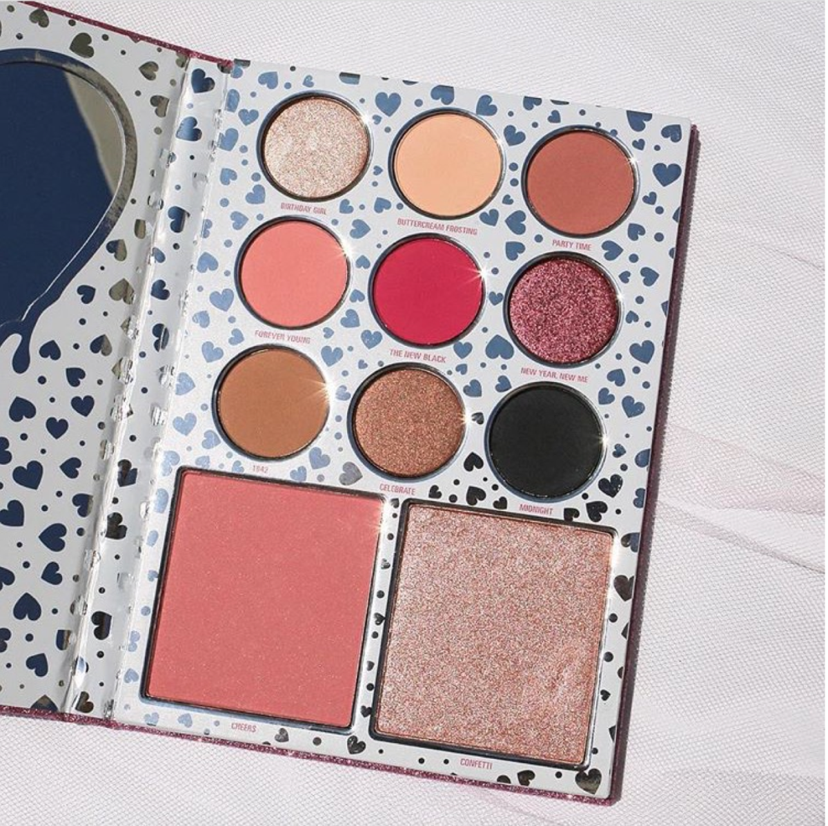 Sabrina's Style: Bat Your Eyes at this Eyeshadow