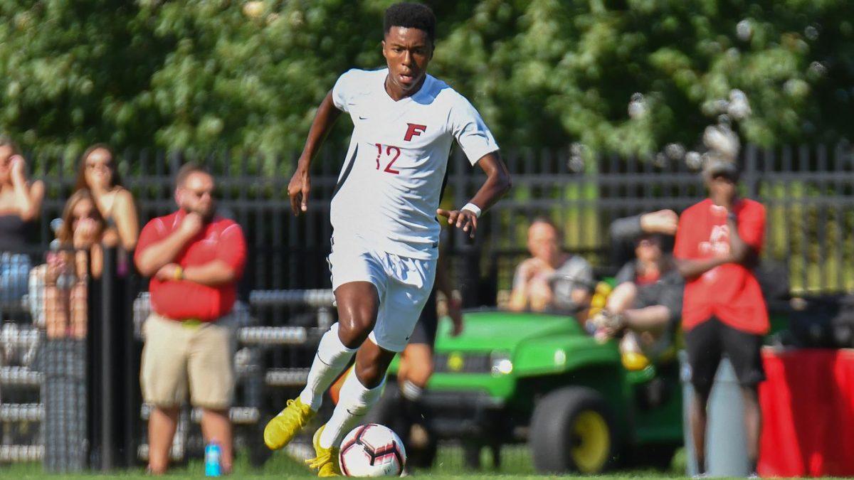 Stags Split Even During the Week (1-2 L, 3-1 W)