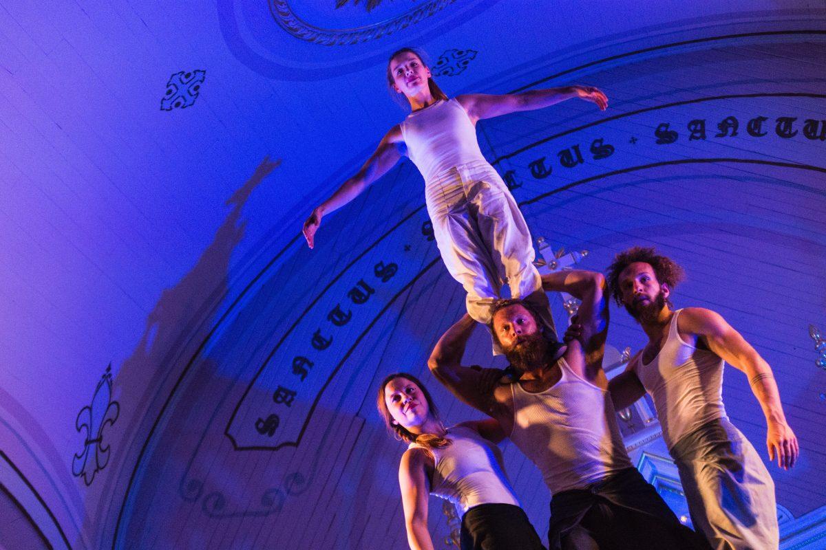 Cirque Alfonse Rocks the Quick