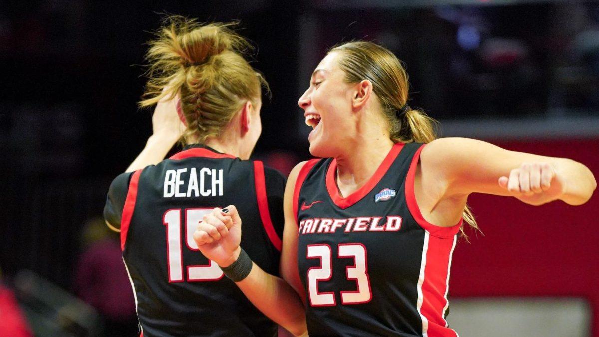 Offensive Powerhouse Propels Women's Basketball to Slate of Victories