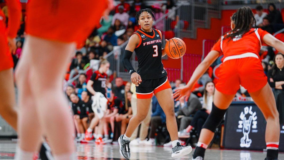 Stags Survive Scare, Extend Win Streak to 19
