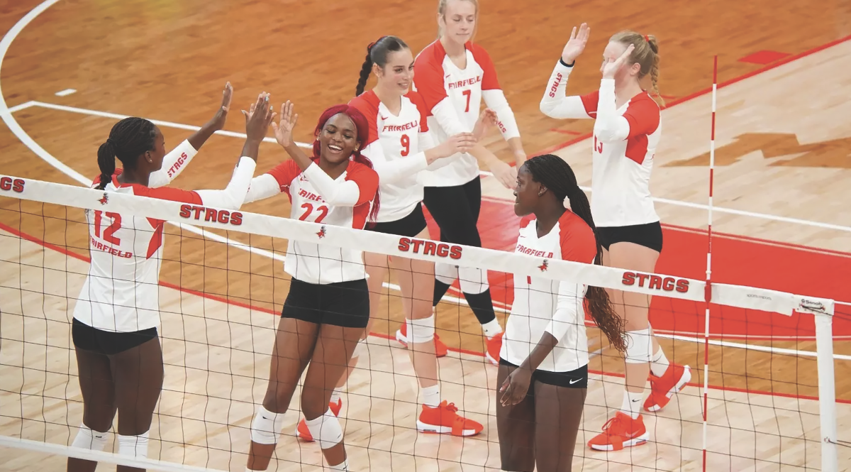 Volleyball Wraps Up Non-Conference Schedule