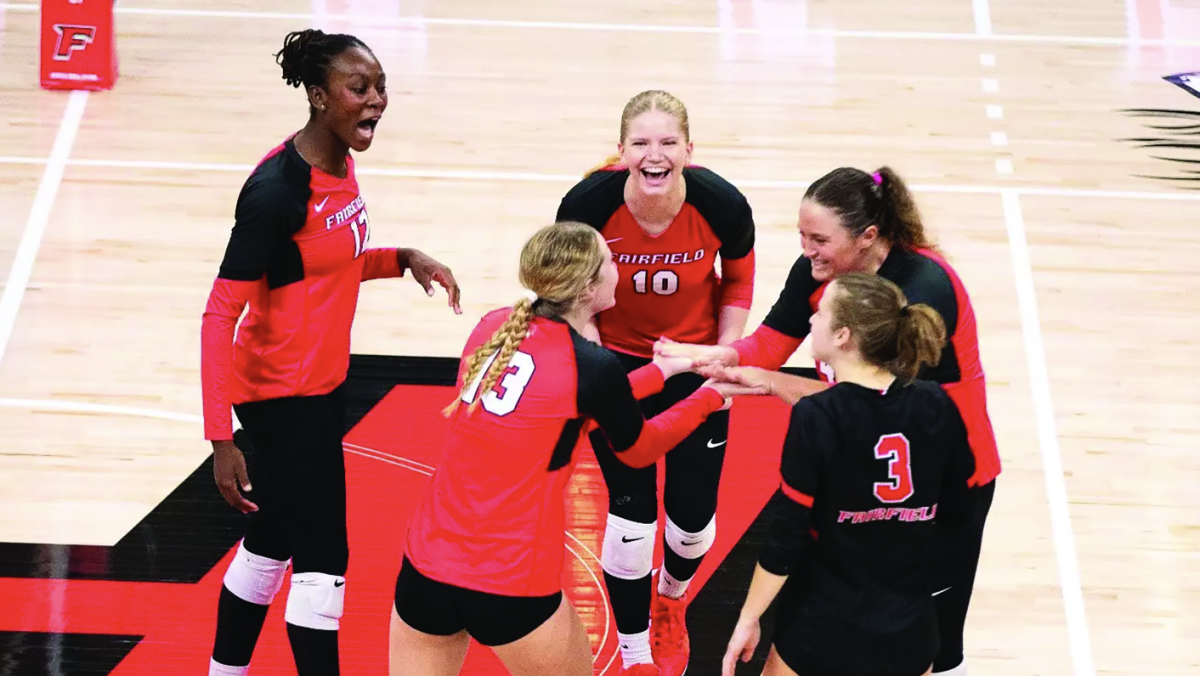 "Sundays are for Dubs": Volleyball to Host Bryant After Impressive Weekend