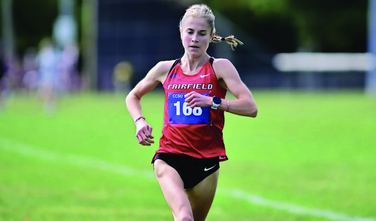 First-Year Hannah Snayd Makes Fairfield Cross Country History