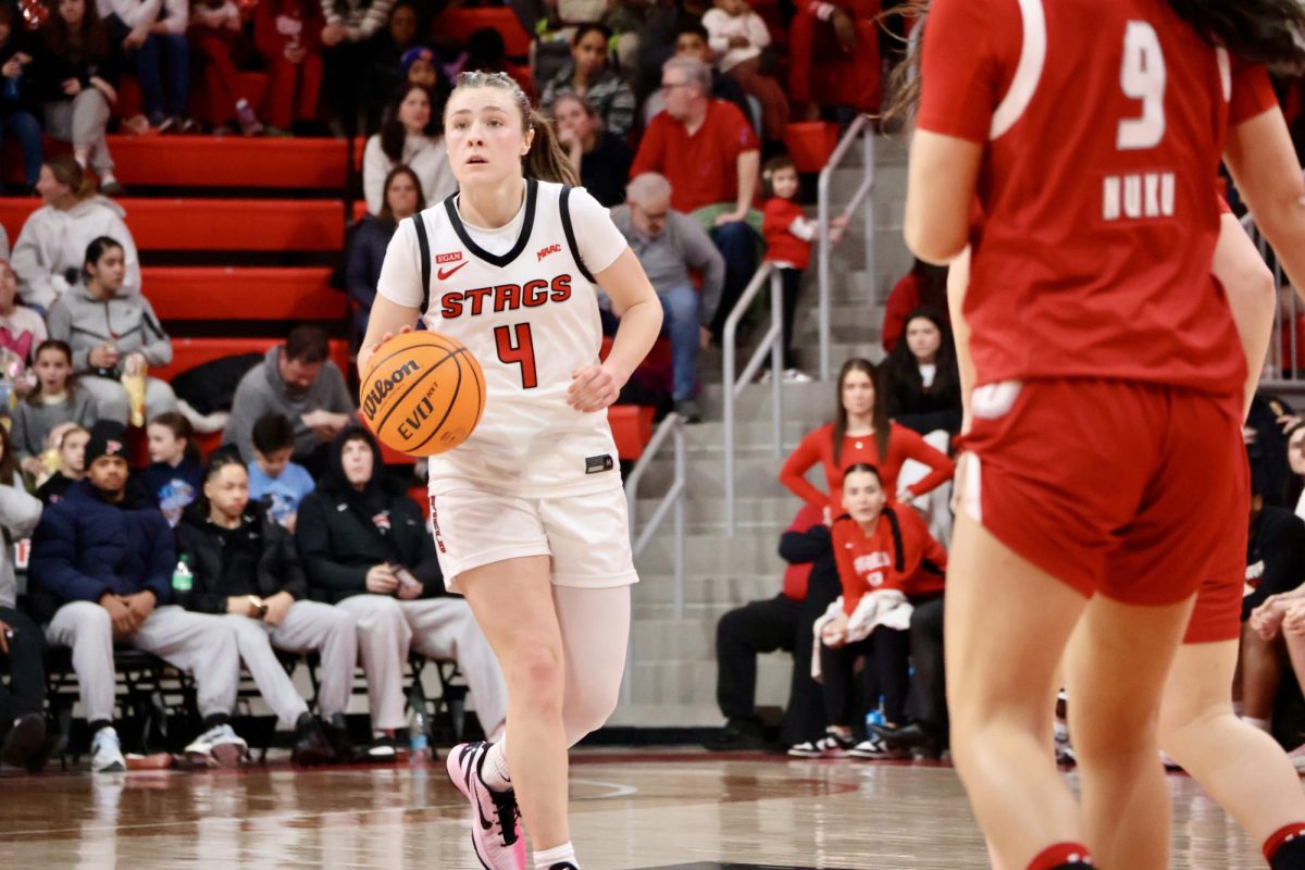 Stifling Second Quarter Defense Leads Stags to Quarterfinal Win Over Sacred Heart